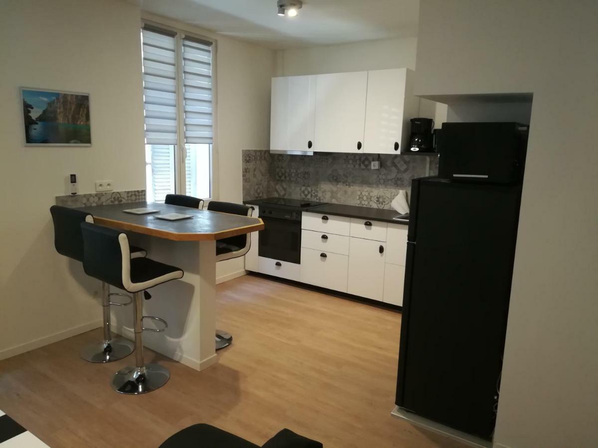 Apartamento T3 place Sadi Carnot La Ciotat Exterior foto